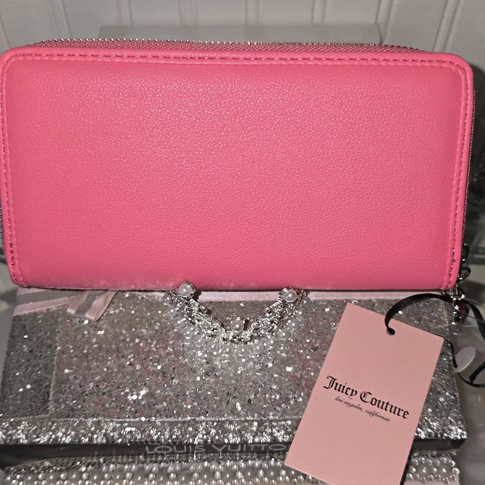 NWT Juicy Couture Pink Wallet🌸 - Picture 2 of 6